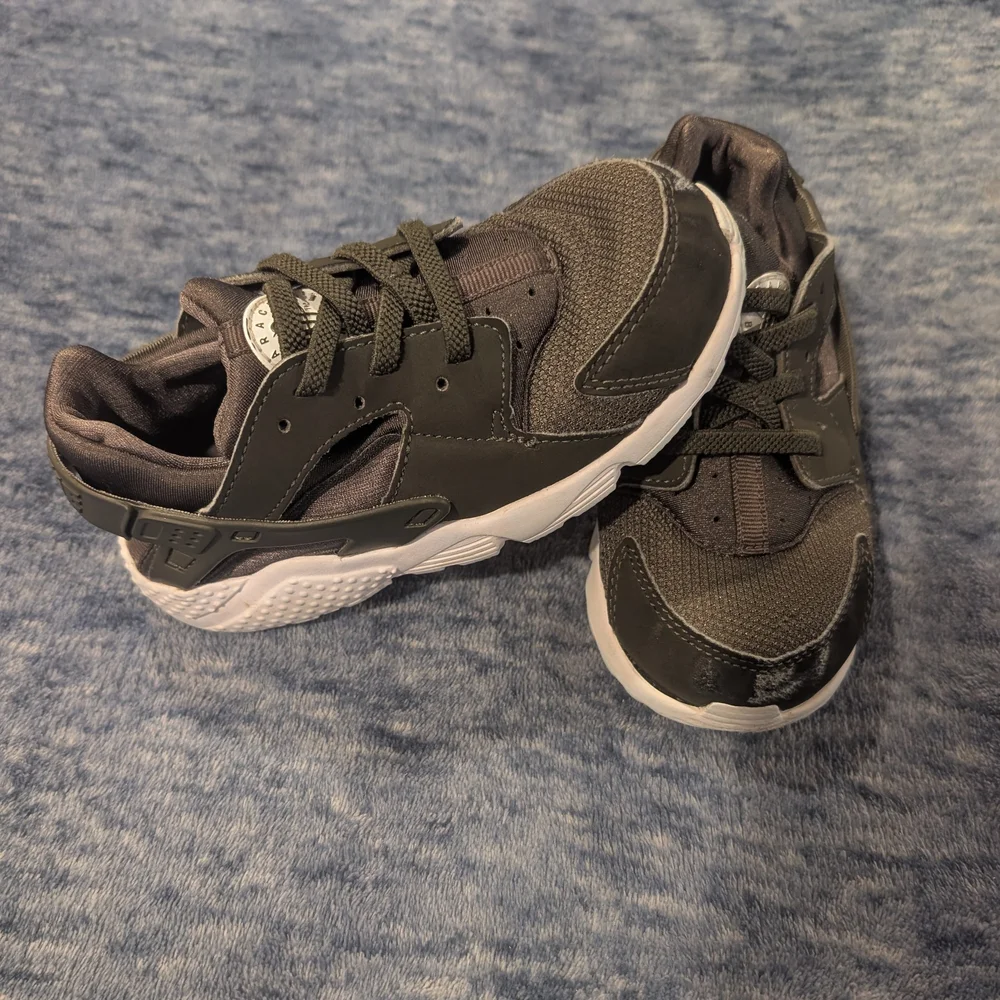 Nike Kids Green Huarache